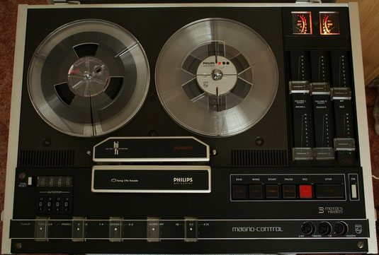 N 4511 Tonbandgerät von Philips 