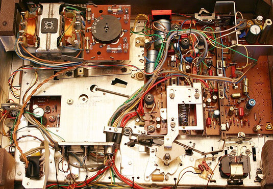 Tonbandgerät reparieren: Innenleben eines Tonbandgerätes