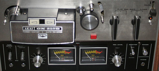 Tonbandgerät Akai GX-210D Bedienelemente
