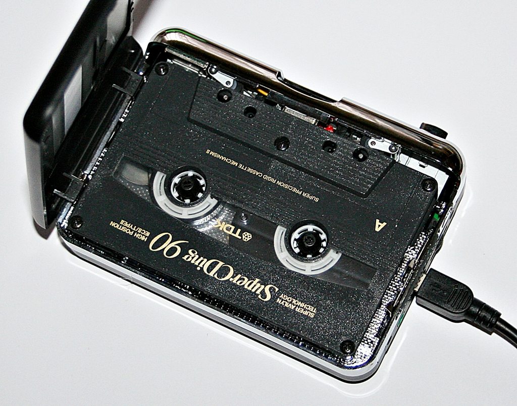 Kassettenabspielgerät mit USB-Anschluss zum MCs Digitalisieren
